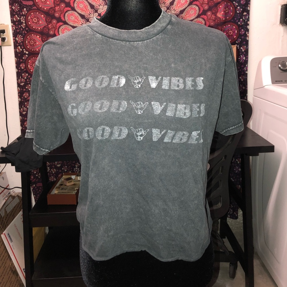 Good Vibes tee